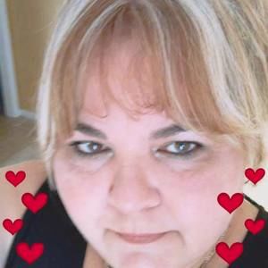 Meet your Posher, Yanet